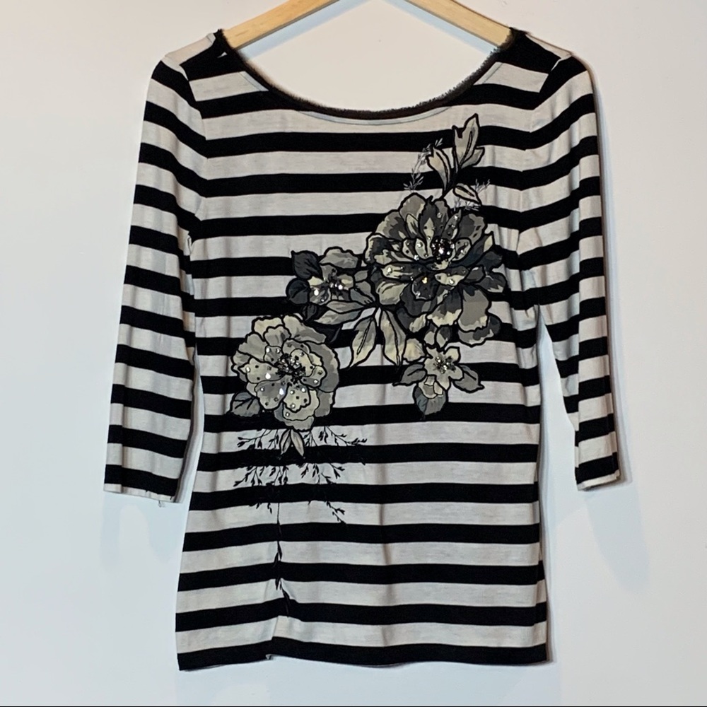 EUC White House Black Market striped embroidered rhinestone embellished blouse